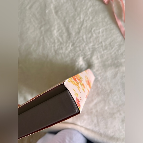 House of CB Gift Box - Picture 12 of 15